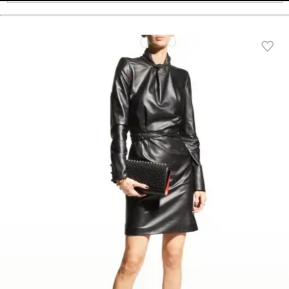 Christian louboutin paloma clutch.  Used like new condition. - Picture 2 of 16